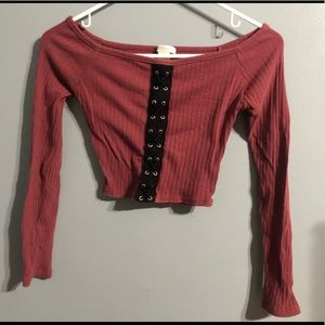 Off shoulder long sleeve